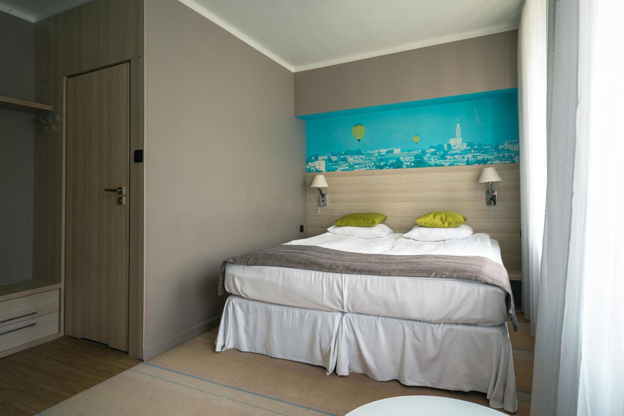 Cristal Hotel
